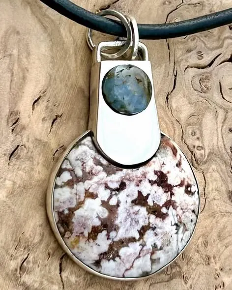 Opalized petrified wood and Wild Horse magnesite pendant