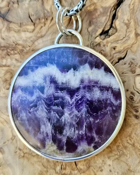 Reversible pendant, chevron amethyst and Graveyard Point