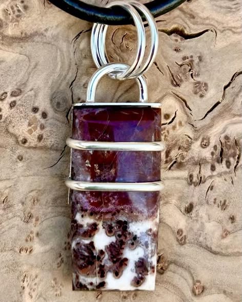 Brecciated Owyhee jasper pendant